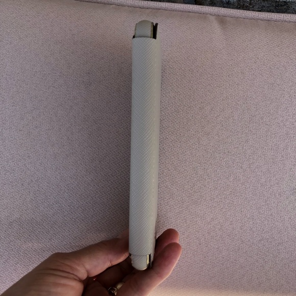 kate spade new york Wrap Folio Tan Grayish Case Gold Logo iPhone XR - Picture 7 of 11